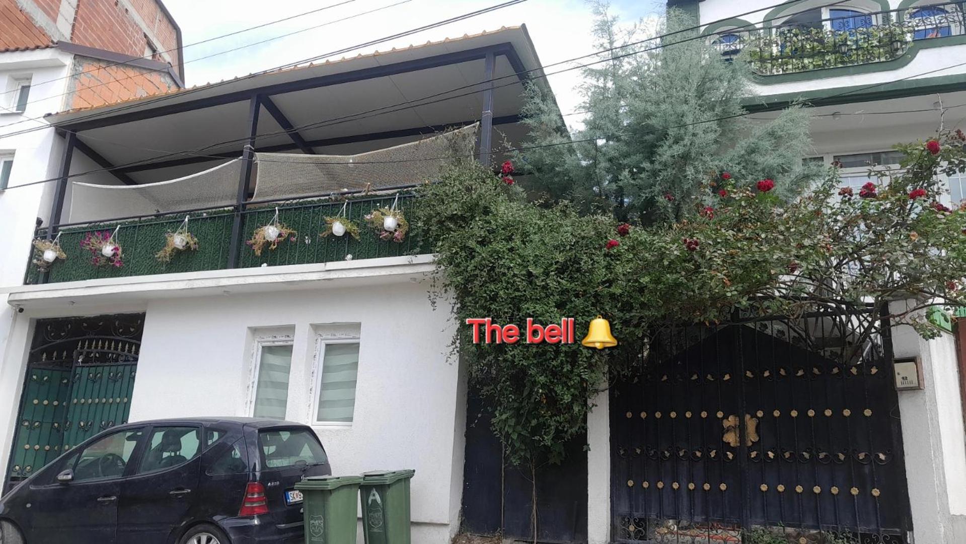 Adem'S Cozy Terrace Retreat Bed & Breakfast Skopje Bagian luar foto